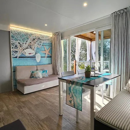 Mobile House 4 You, - Slanica Parque de vacaciones 3*