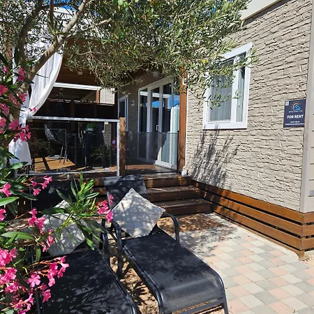 Mobile House 4 You, - Slanica Murter