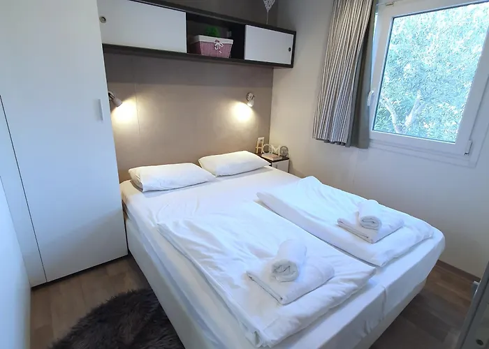 Mobile House 4 You, - Slanica פארק נופש מורטר