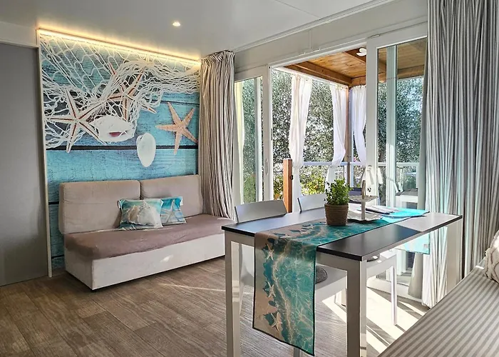 Mobile House 4 You, - Slanica Parque de vacaciones 3*