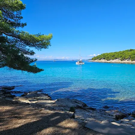 Mobile House 4 You, - Slanica 3* Murter